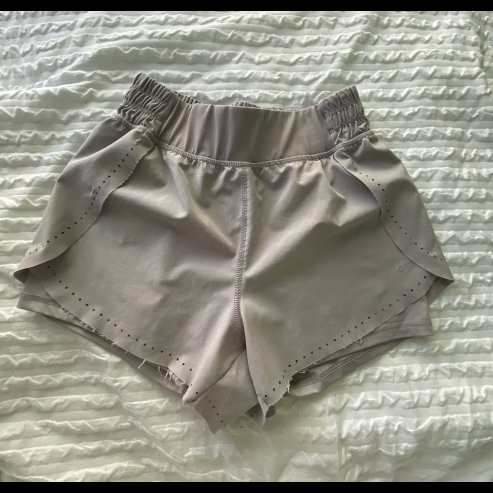 layers 8 lilac running shorts